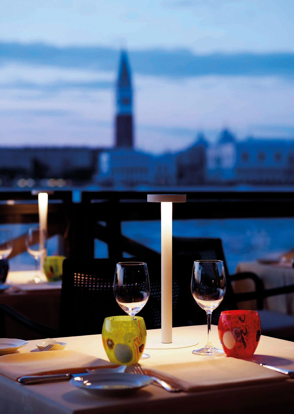 LumoMag - Draagbare Tafel Lamp met Magnetische Basis