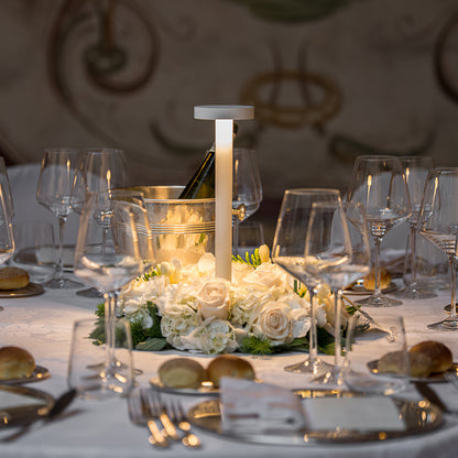 LumoMag - Draagbare Tafel Lamp met Magnetische Basis