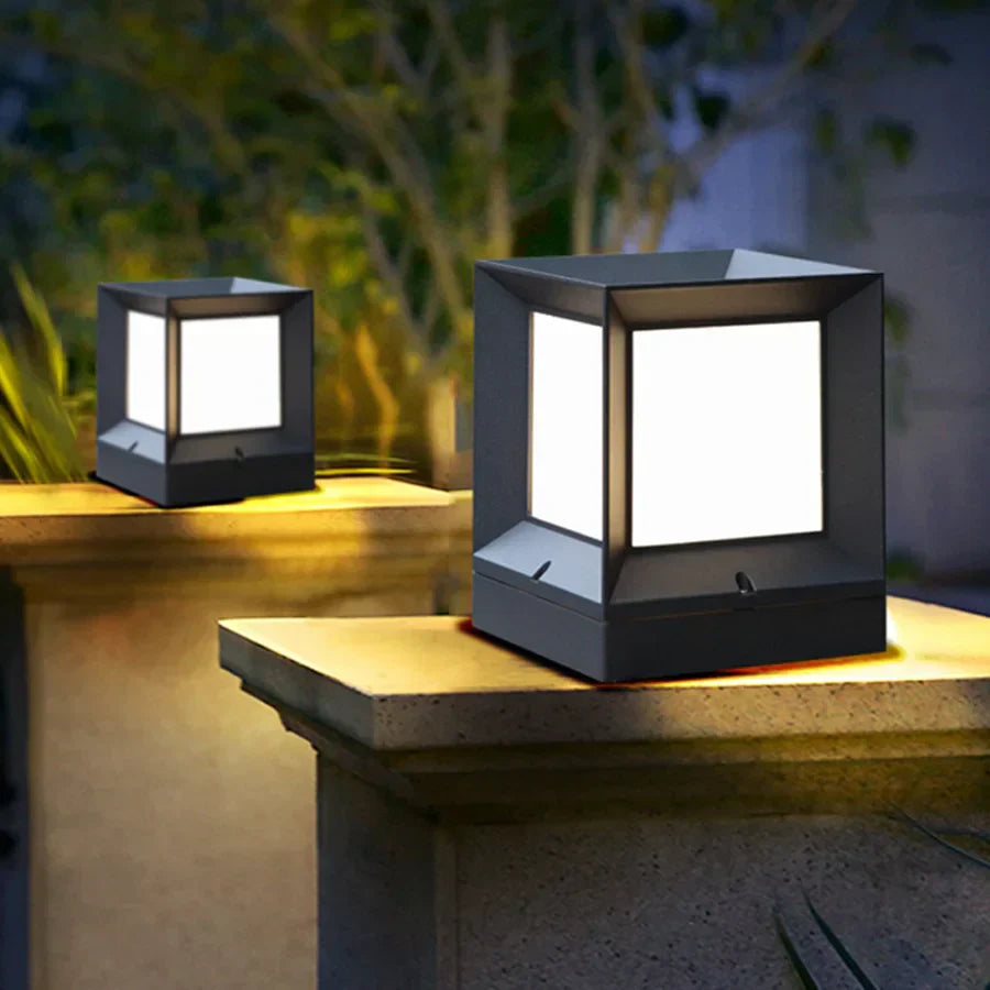 Elegant Outdoor Pillar Lamp for Entrance – Weather-Resistant LED Outside Lights for Garden and Pathway Illumination-3