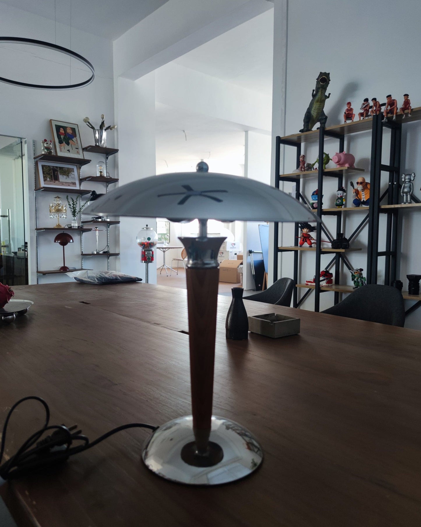 MinimalGlow - Skandinavisk Pastelfarvet Bordlampe