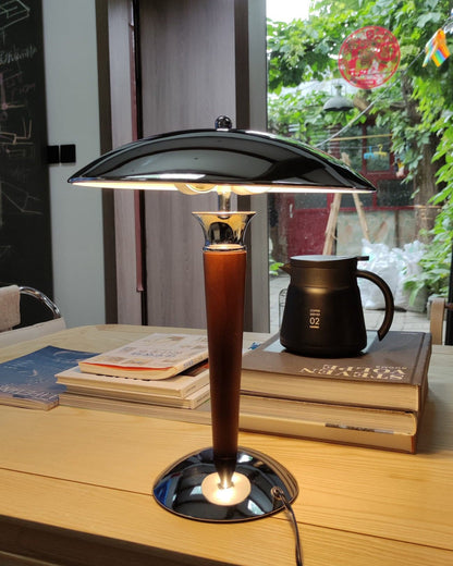 MinimalGlow - Skandinavisk Pastelfarvet Bordlampe