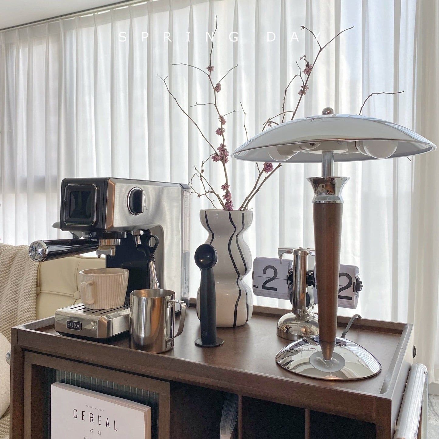 MinimalGlow - Skandinavisk Pastelfarvet Bordlampe