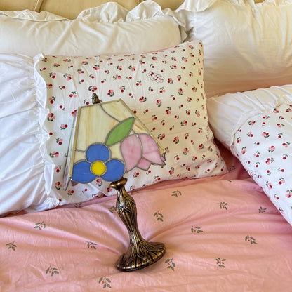 GlassCraft – Vintage Tiffany-Style Table Lamp