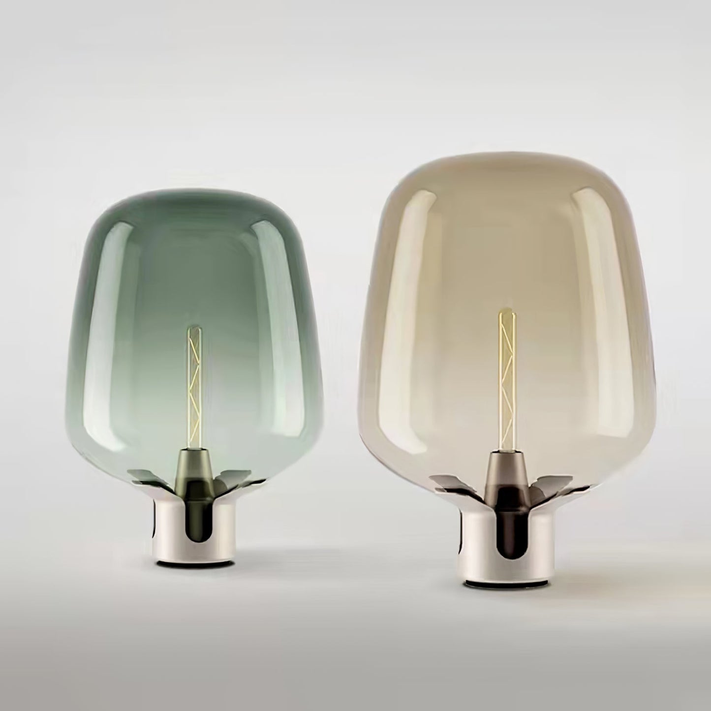 Lysende Glas - Elegant Bordlampe med Varm LED Glød
