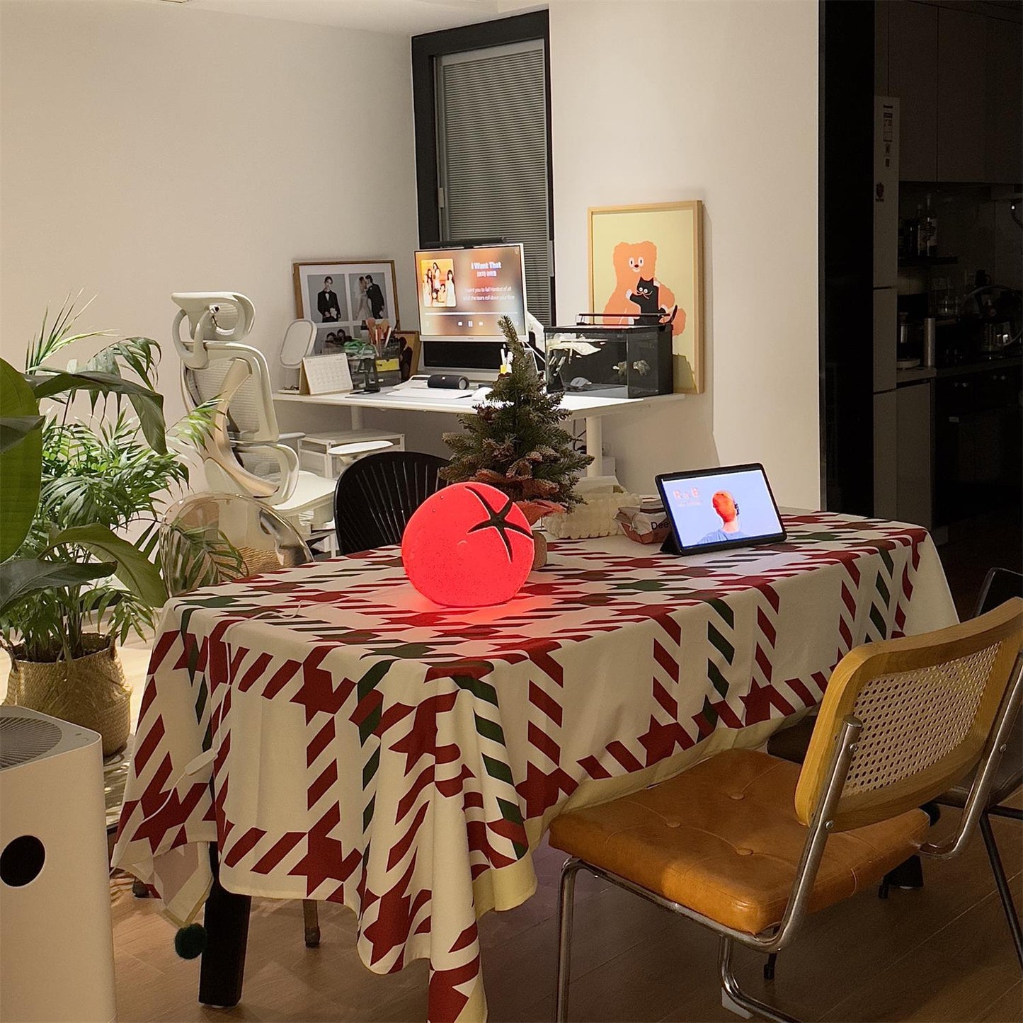 TomatoRadiance - Harpikslampe