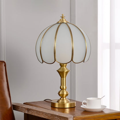 LumeWhite – Classic Brass and Glass Table Lamp