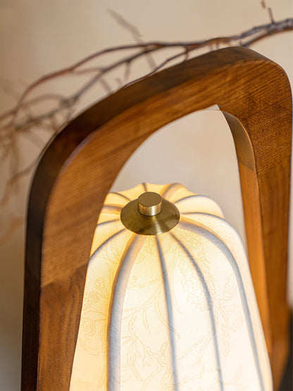 LuxeTotem - Elegant Lampe