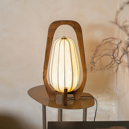 LuxeTotem - Elegant Lampe