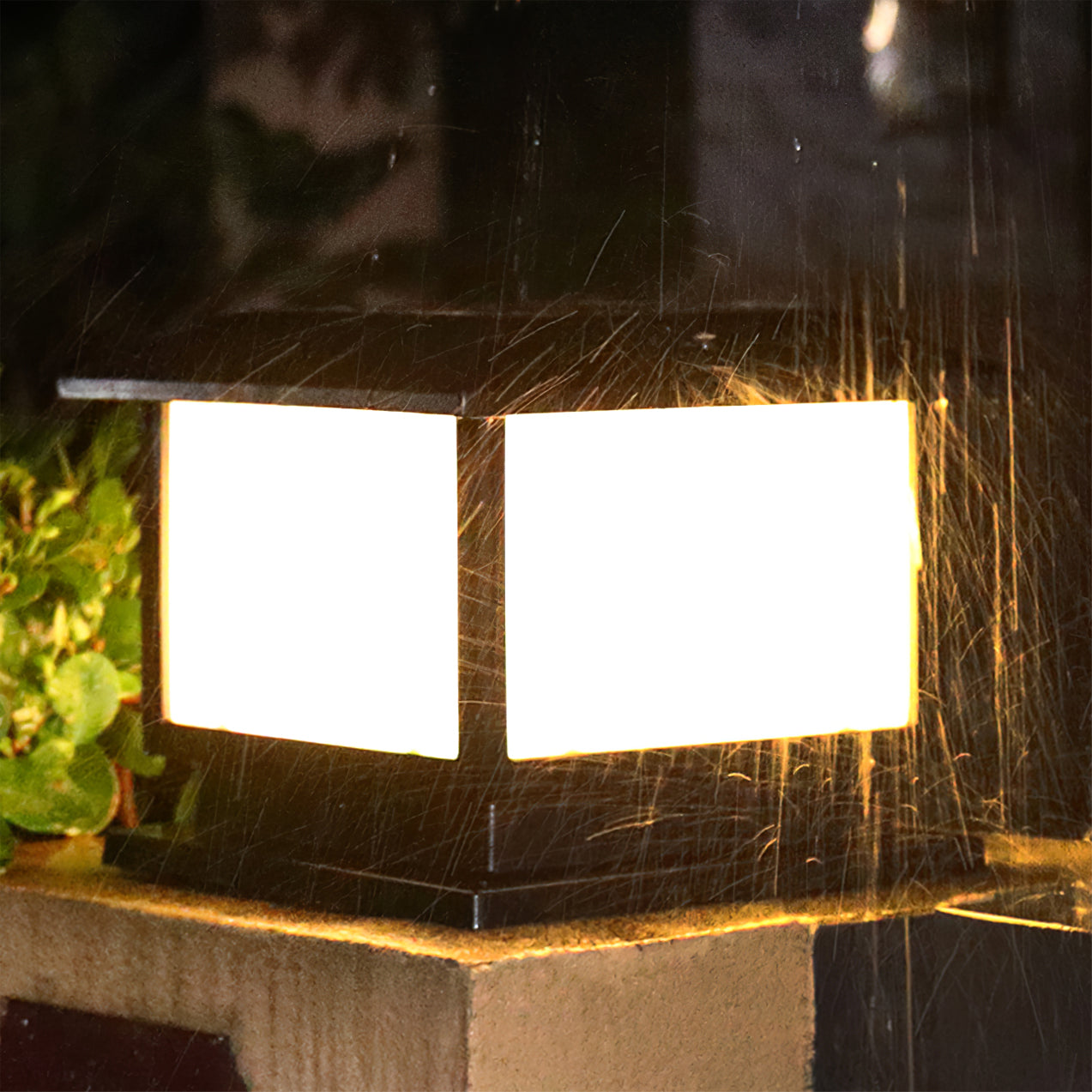 NoirGlow – Lámpara de Escritorio LED Negra Moderna