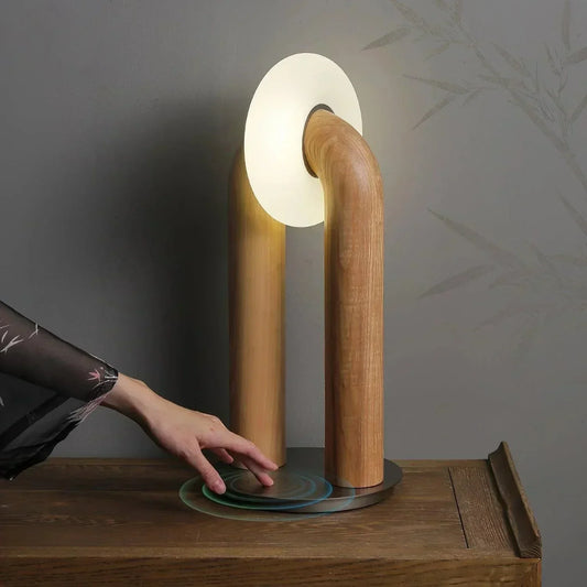 CurveGlow – Innovative Desk Light