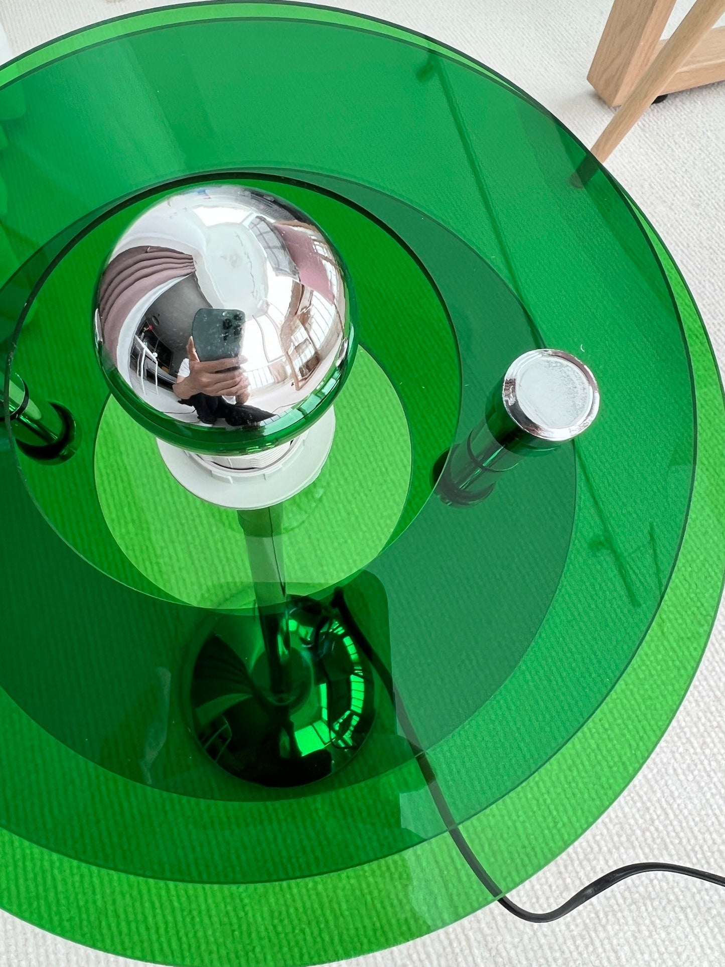 ReflectaLume – Stylish Geometric Table Lamp