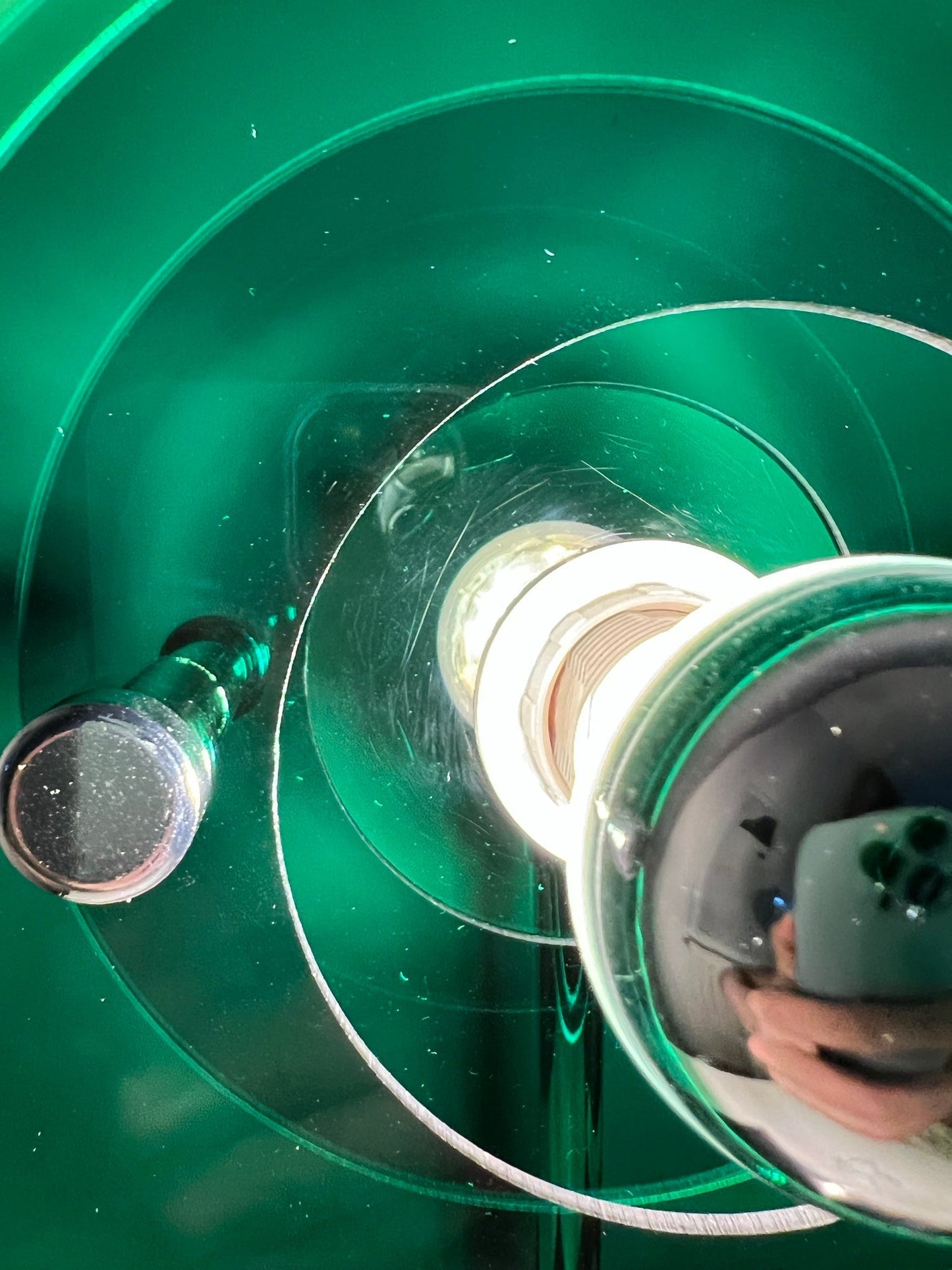 ReflectaLume – Stylish Geometric Table Lamp