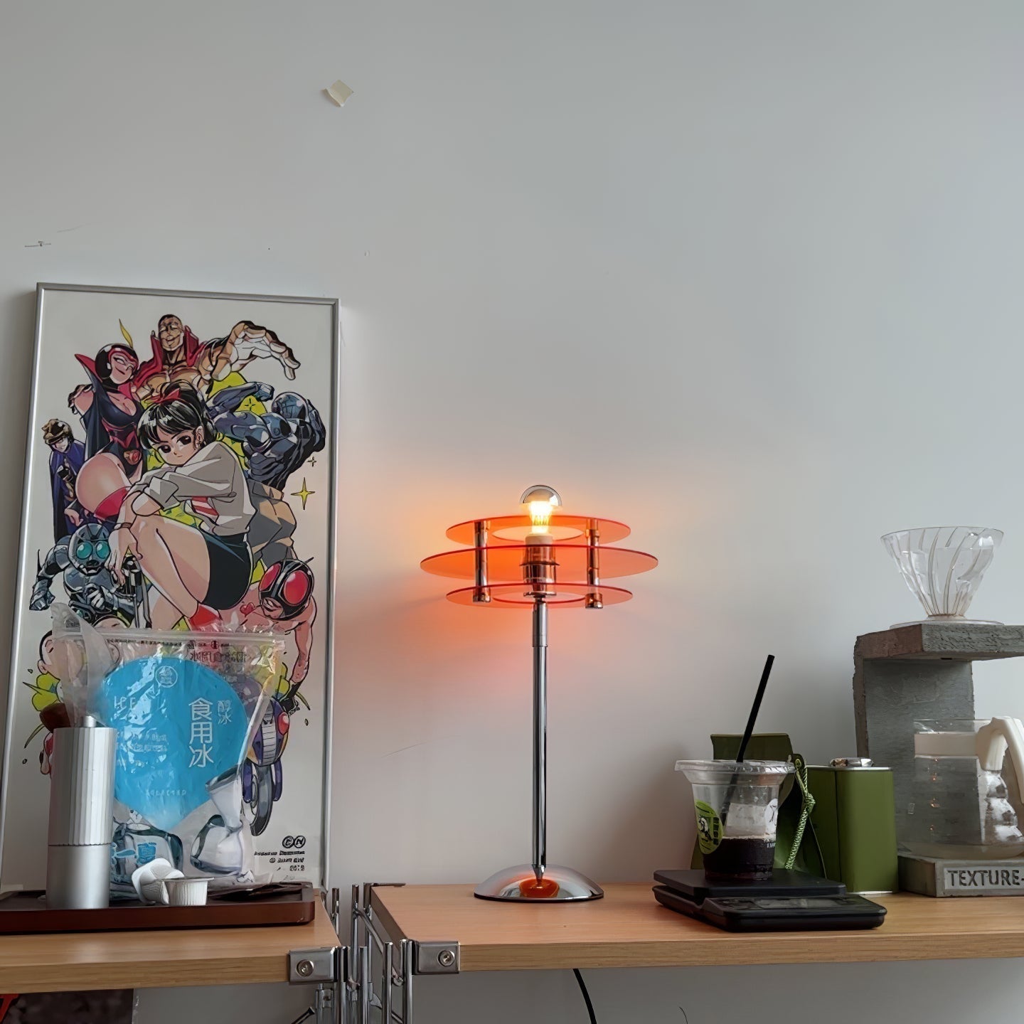 ReflectaLume – Stylish Geometric Table Lamp