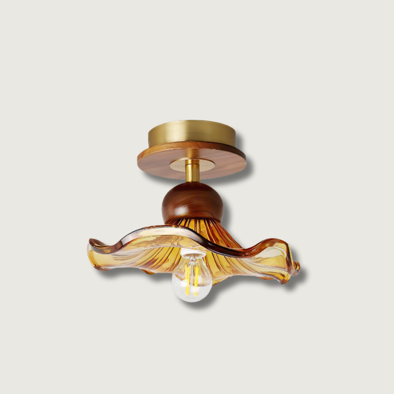 TimberLuxe - Træloftlampe med Elegant Form og Hyggeligt Lys