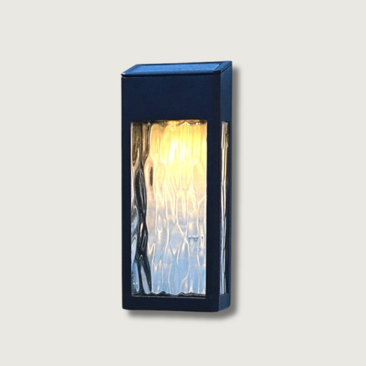 SolarBurst – Outdoor Wall Lamp with Solar Energy
