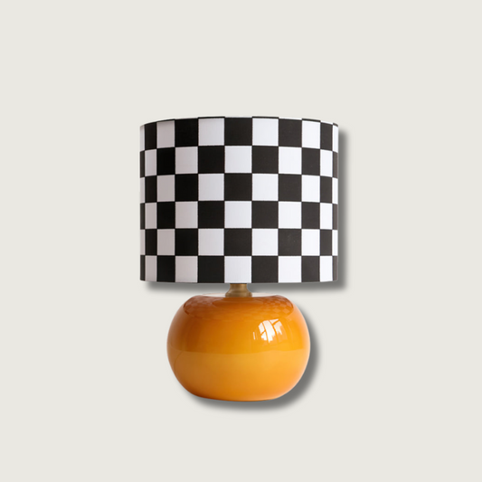 CubeAura - Elegant Geometrisk Bordlampe