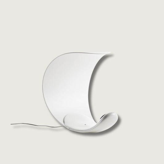 GraceGlow - Lámpara de Mesa con Elegantes Remolinos y Suave Brillo