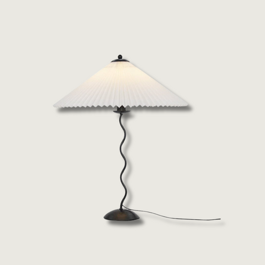 LuxeFold - Lampe de table avec abat-jour plissé premium et accent en bois