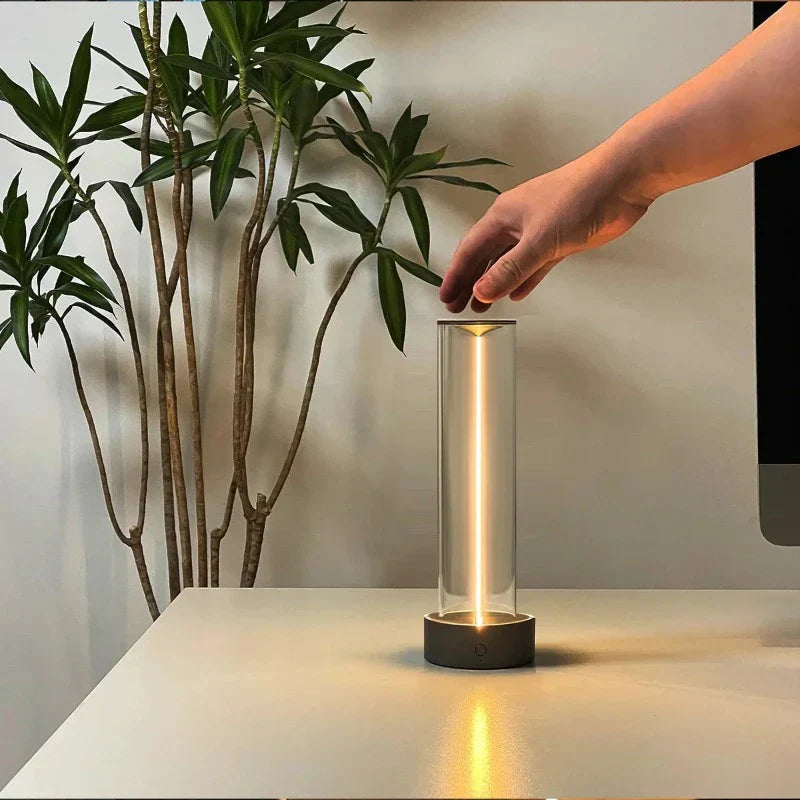 DimTouch: elegante lampada con controllo touch