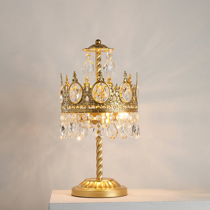 GleamAura – Elegant Crystal Table Lamp with Gold Base