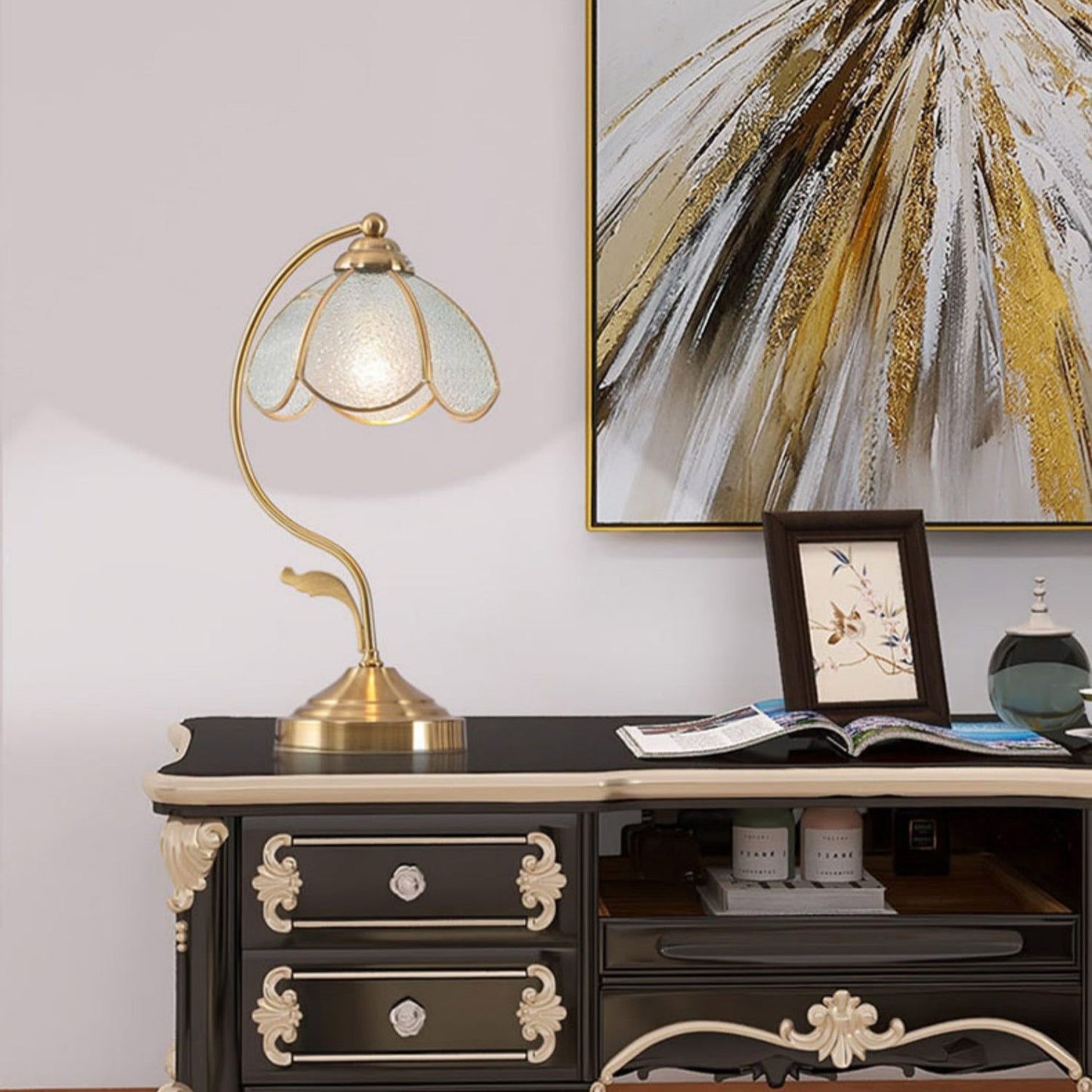 GlowPetal – Luxuriöse Blumen-Glas-Tischlampe