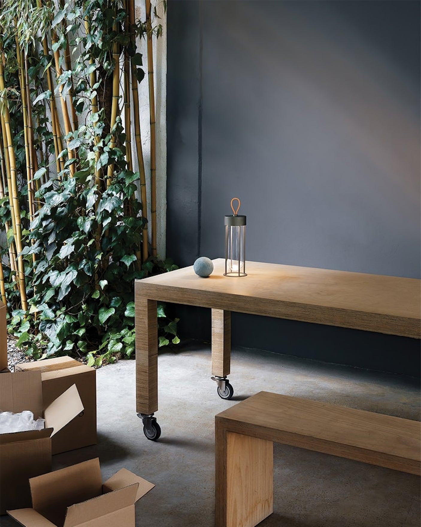 BrightFlow – Lampada LED Dimmabile Compatta