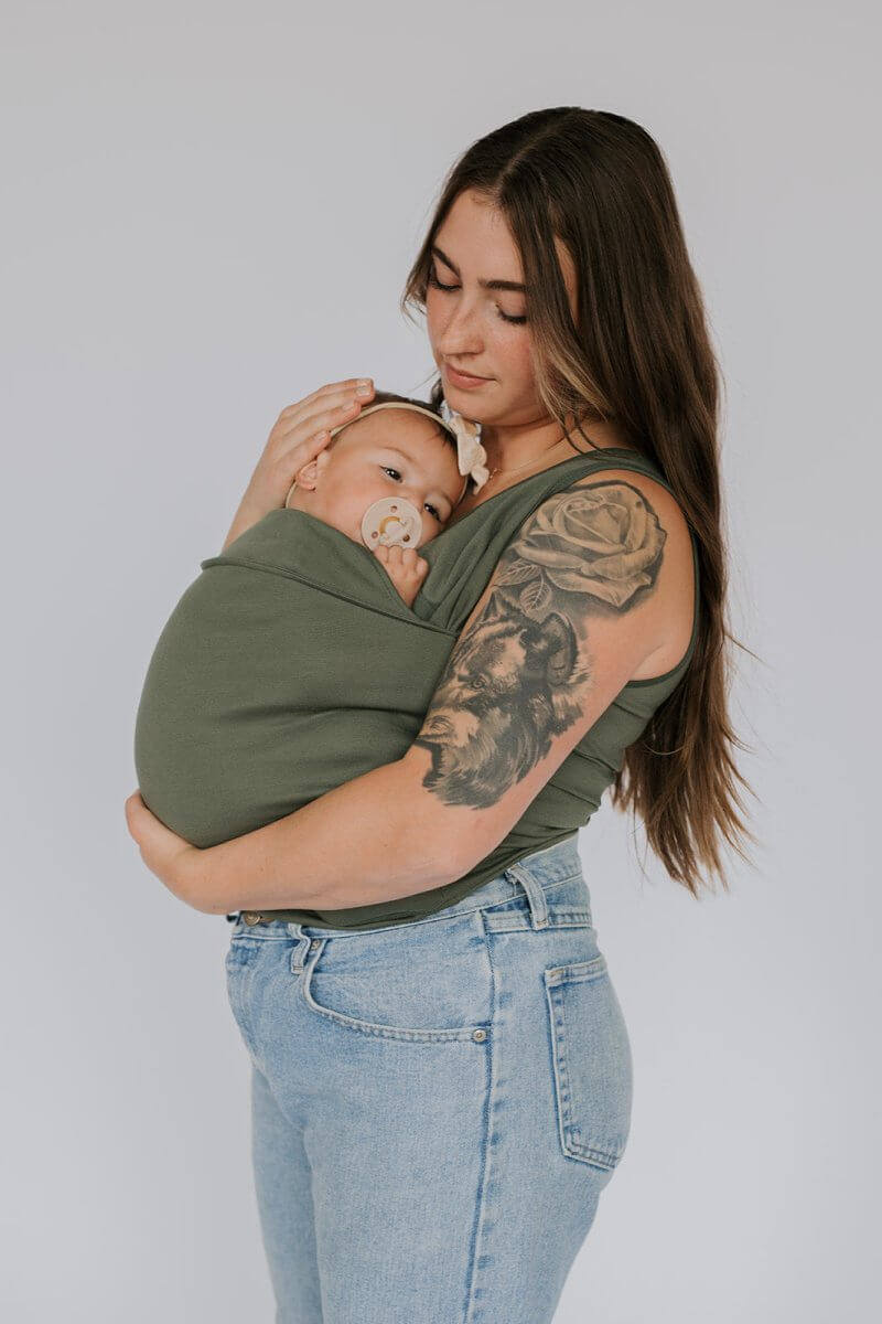 Vivolux | Premium Baby T-Shirt Carrier - Experience style and comfort with the premium baby carrier shirt 2