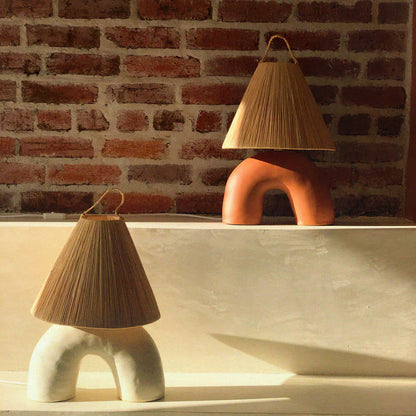 ElectraGlow - Lámpara contemporánea con base potente y luz eficiente