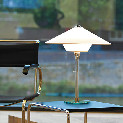 PureGlow - Slank Bordlampe med Elegant Minimalistisk Design