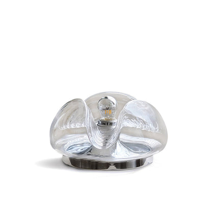 WaveBeam - Elegant Bordlampe med Blid Bølge Design