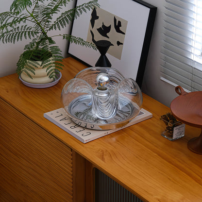 WaveBeam - Elegant Bordlampe med Blid Bølge Design