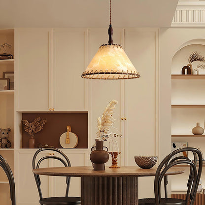 WoodLumiere – Elegante Hängelampe aus Holz