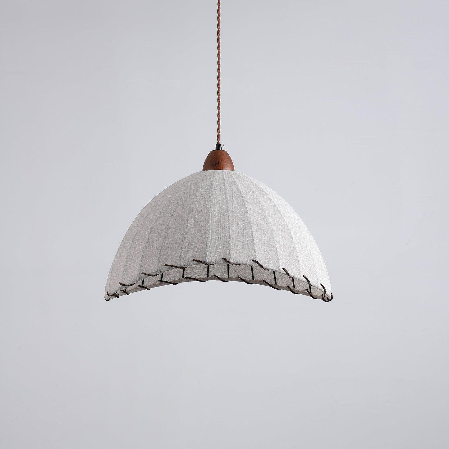 WoodLumiere – Elegante Hängelampe aus Holz