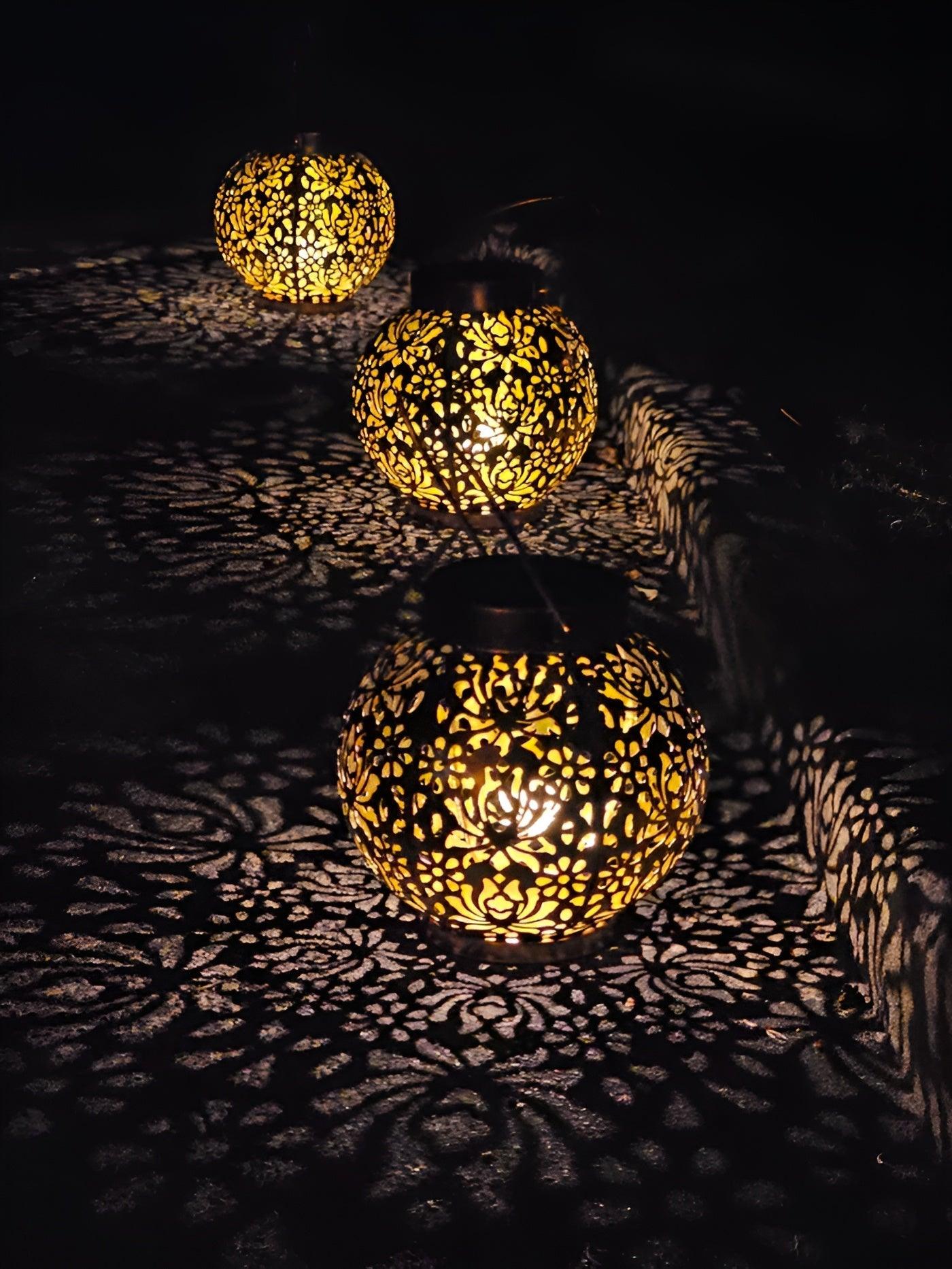 AquaGlow – Luz Colgante Solar LED para Jardín Impermeable