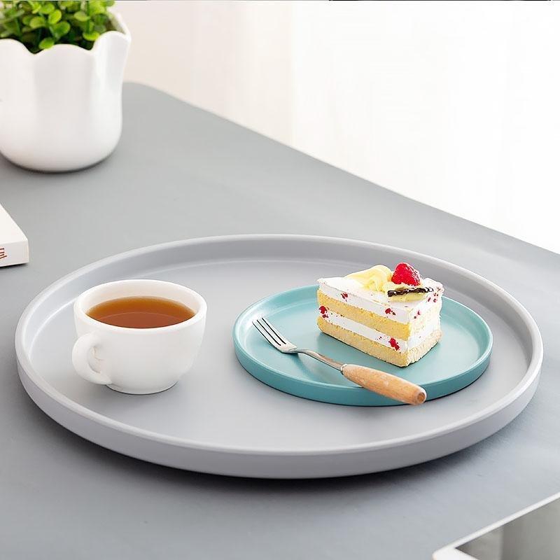 BarnTable - Klasyczny zestaw naczyń melaminowych na farmie