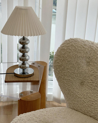 LuxeZuma - Lámpara de Mesa con Base Elegante y Iluminación Acogedora