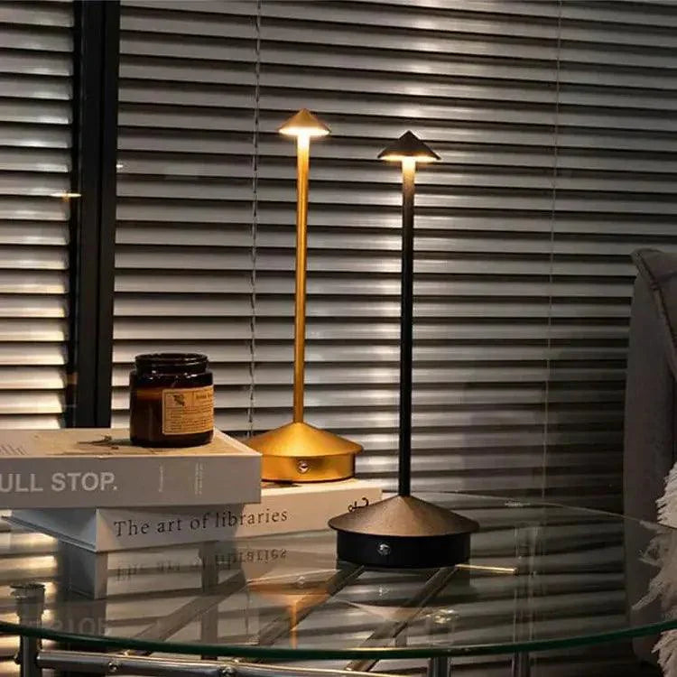 BeamLuxe - Sleek Wireless Table Light