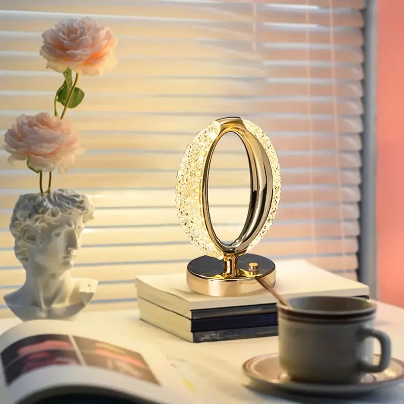 CrystalShine - Lampada da Tavolo in Cristallo Moderna con Estetica Lussuosa