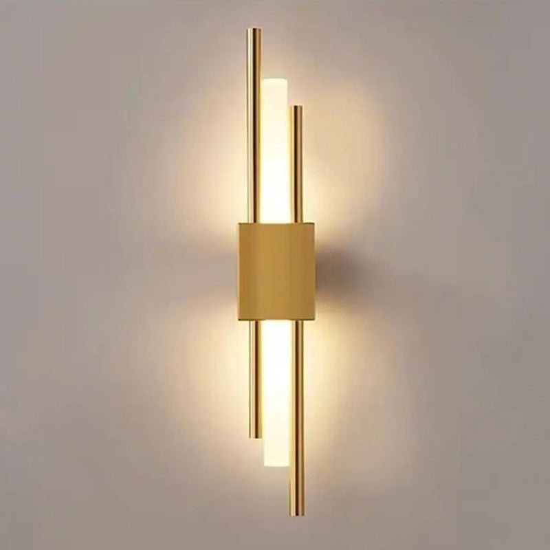 LumeGold – Lámpara de Pared LED Negra y Dorada Elegante