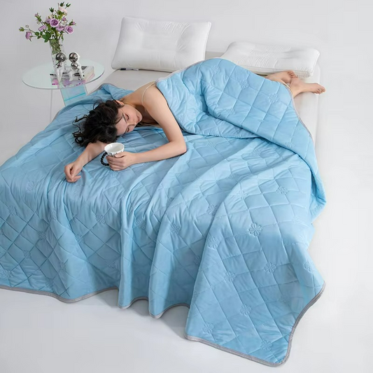 Lightweight Summer Quilt Air Condition Comforter Cool Duvet