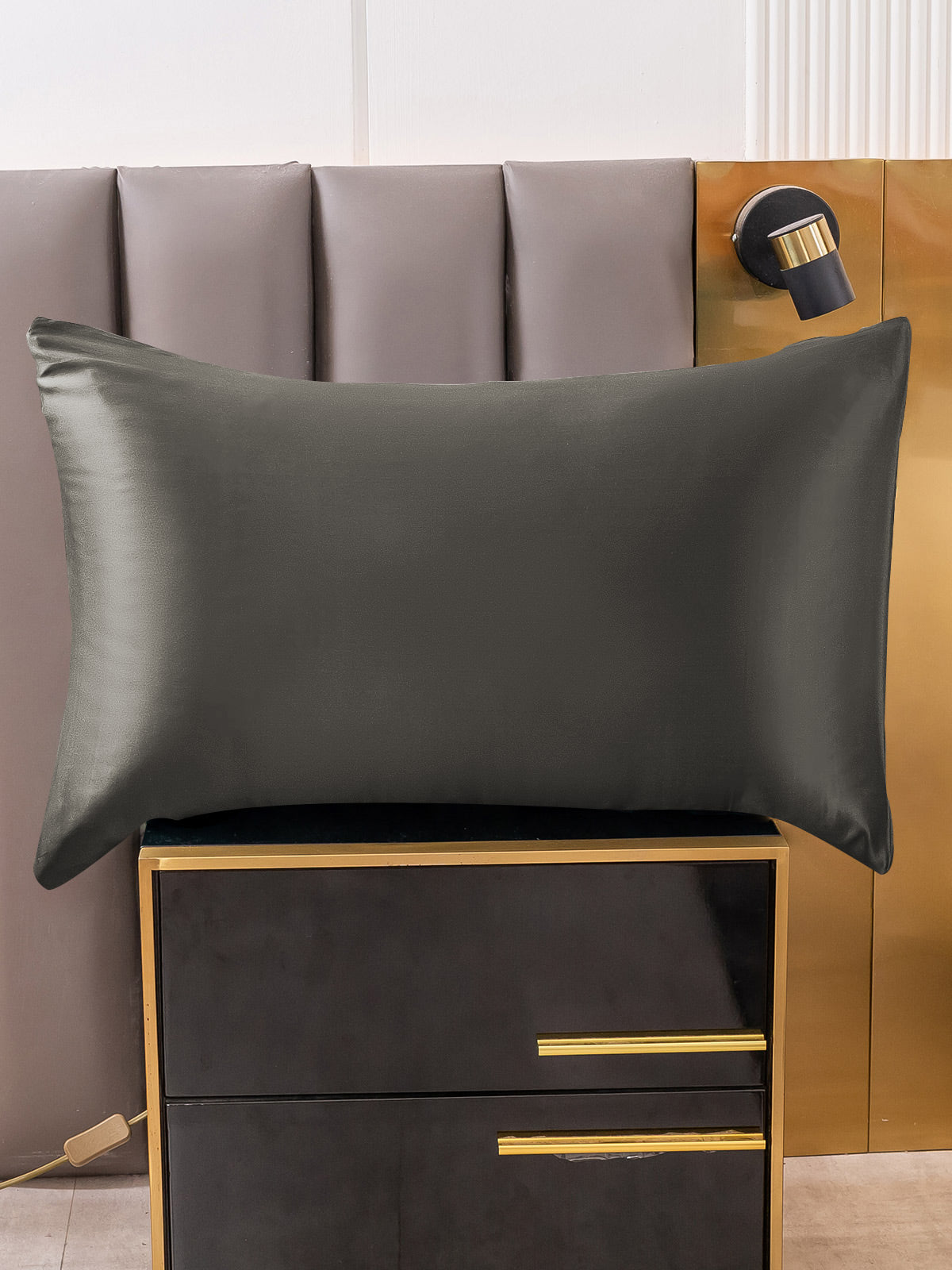 PureSilk - Mulberry Silk Pillowcase with Envelope Closure