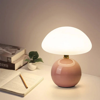 ChicMushroom – Bauhaus-Style Cream Lighting