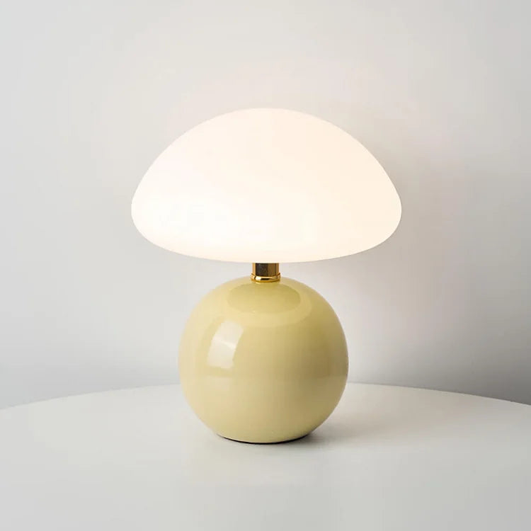 ChicMushroom – Bauhaus-Style Cream Lighting