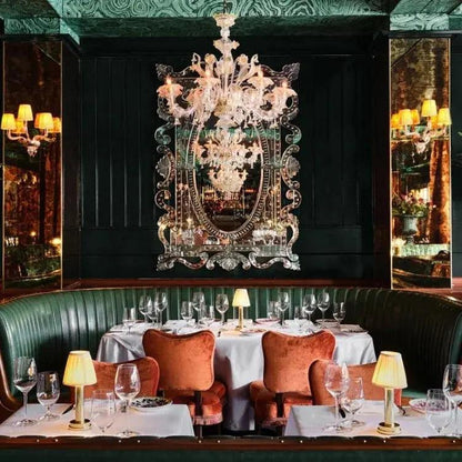 ShineBeam - Chic Wireless Table Lamp Design