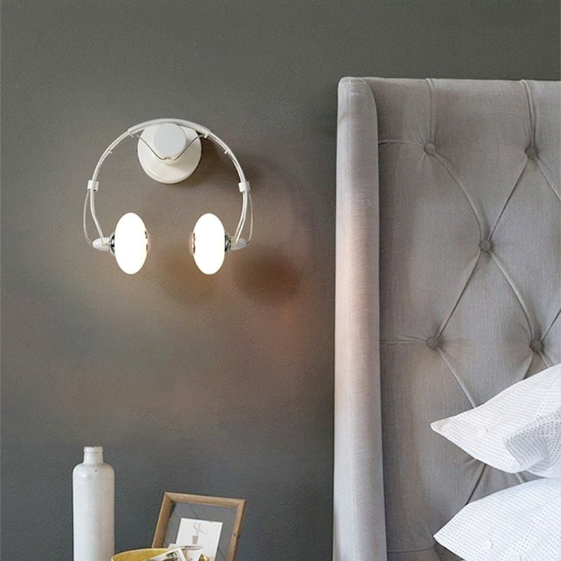 EchoShine - Headphone LED Wall Light