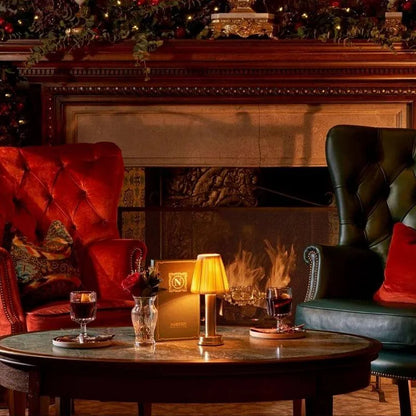 GleamGlow – Lampe de table moderne en laiton