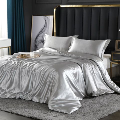 LuxeGlow - Satin Bed Set with Cotton Feel