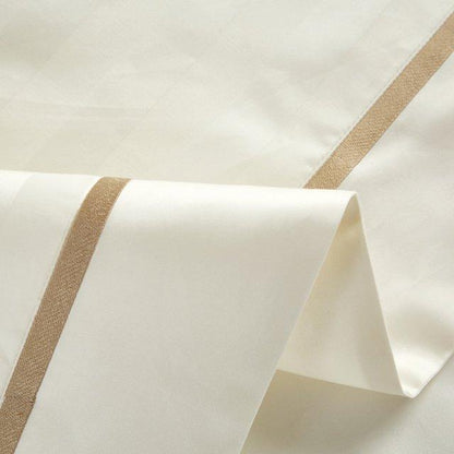 ChicSerenity - Luxe Dekbedovertrek in Crème