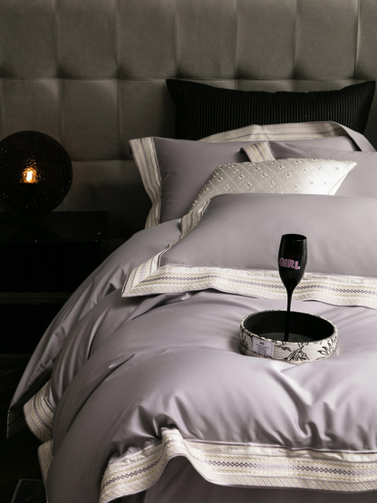 LuxeMont - Premium Bedding Set