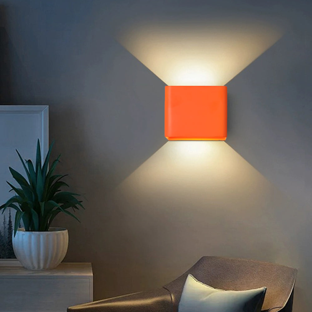 SquareGlow – Contemporary Wall Light